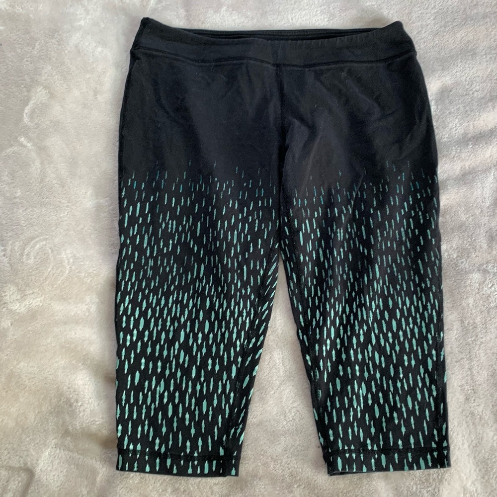 Woman’s medium long shorts black teal - Picture 1 of 3